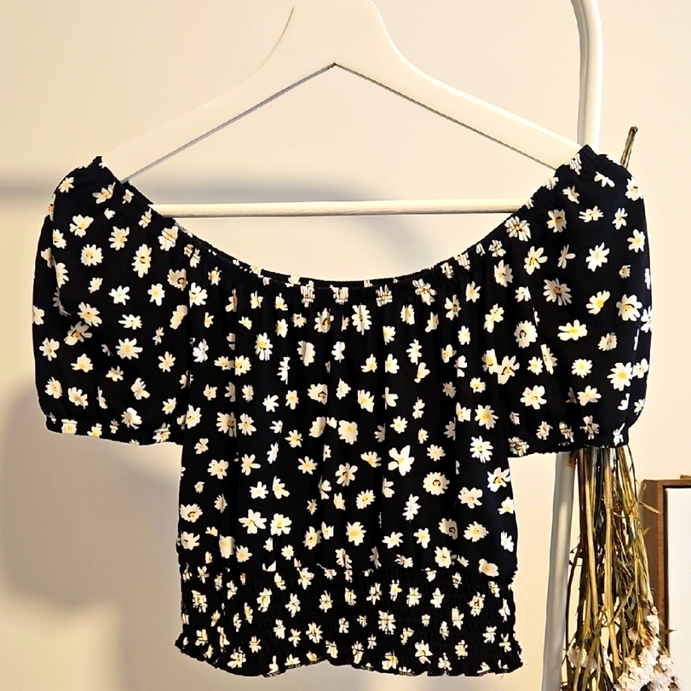 Floral Stretchy Off-Shoulder Top